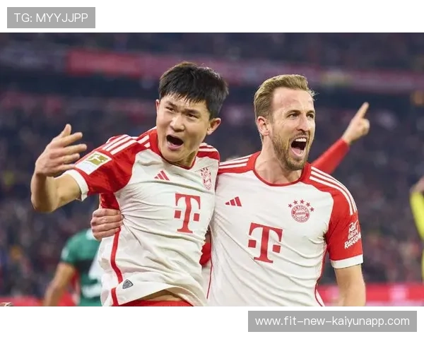 欧冠赛场上的感人瞬间,球迷热泪盈眶,欧冠史上最经典的比赛 欧冠赛场上的感人瞬间,球迷热泪盈眶,欧冠史上最经典的比赛